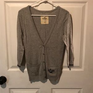 Hollister cardigan barely worn